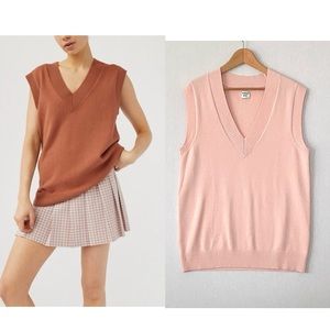 NWOT Aritzia Sunday Best Winston Wool Sweater Vest in Pink